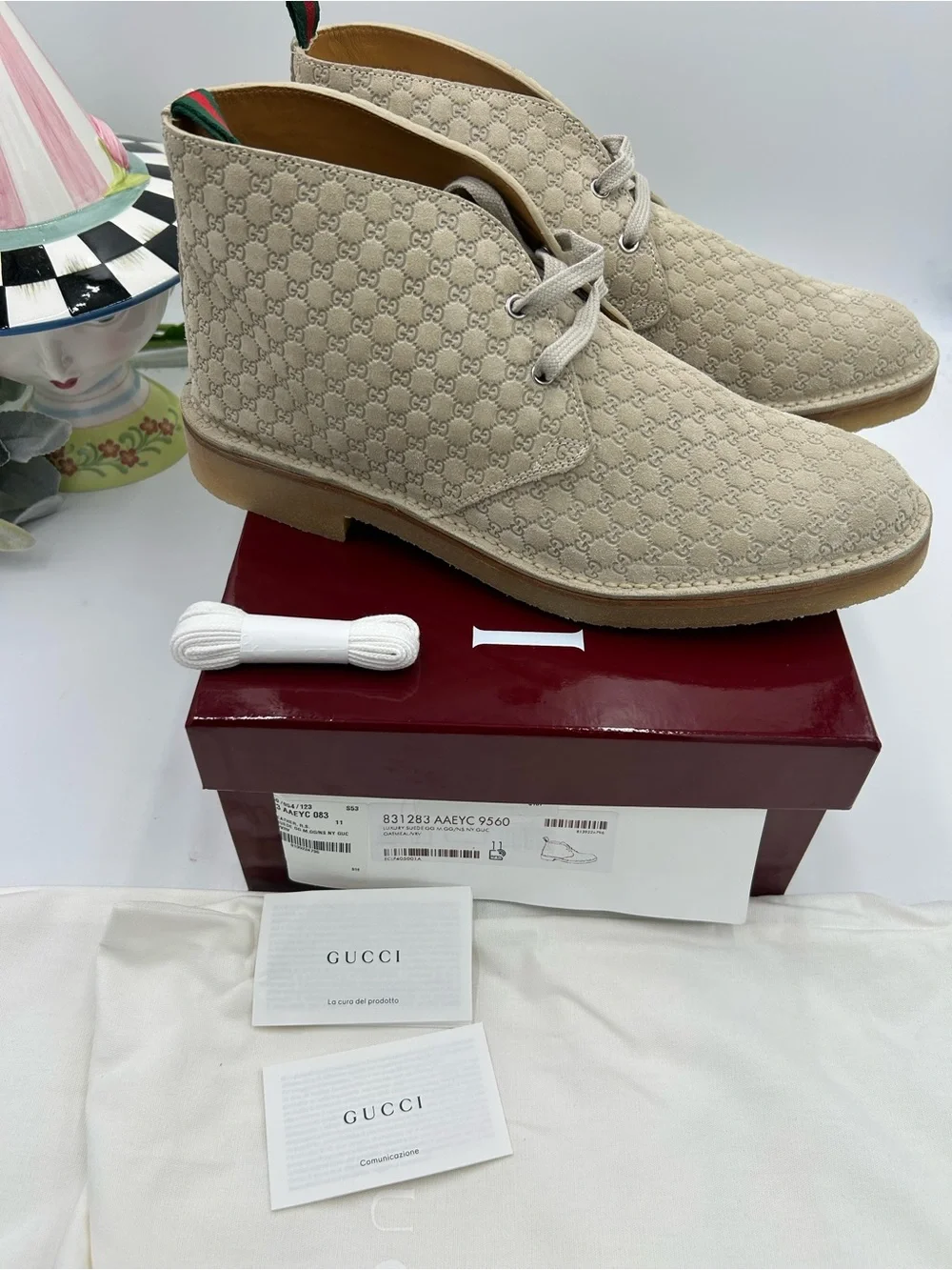 Men's Gucci suede GG embossed desert boots in oatmeal size 11 made in Italy